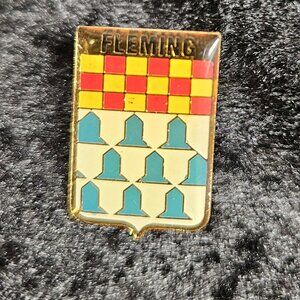 Fleming Crest Pin